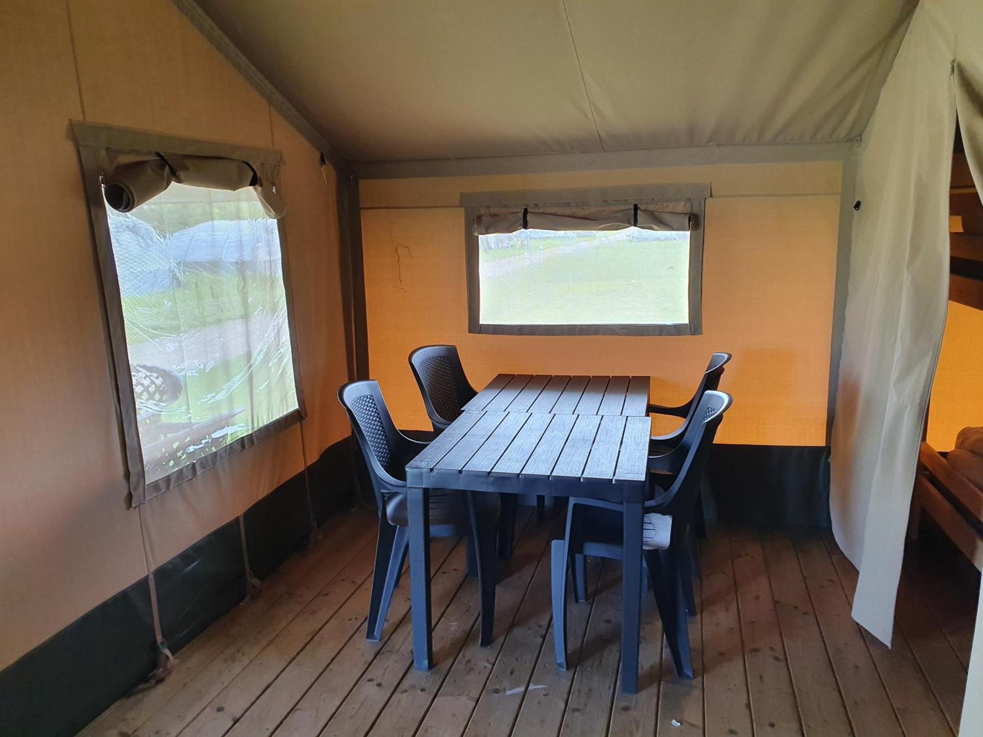 Camping De Oude Rijn Ter Aar Phòng bức ảnh